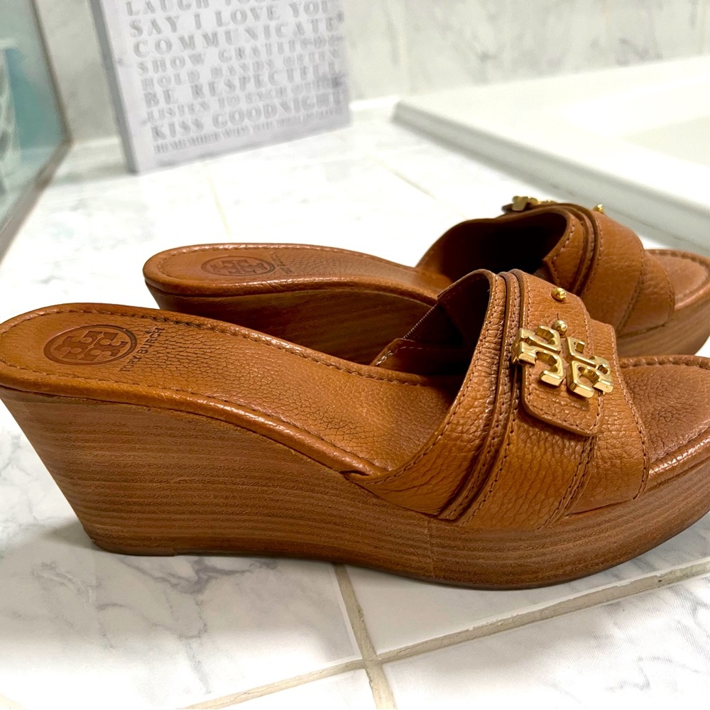 Tory Burch wedges size 11